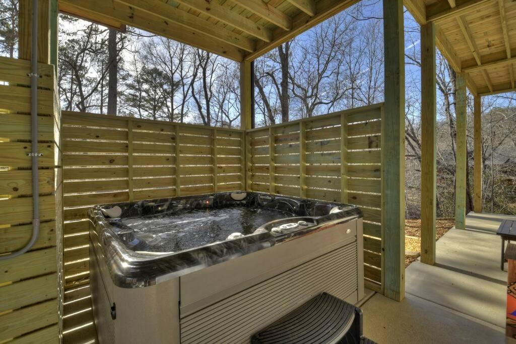 Rosewood Retreat - Hot Tub Fire Pit Pool Table Villa Blue Ridge Exteriör bild