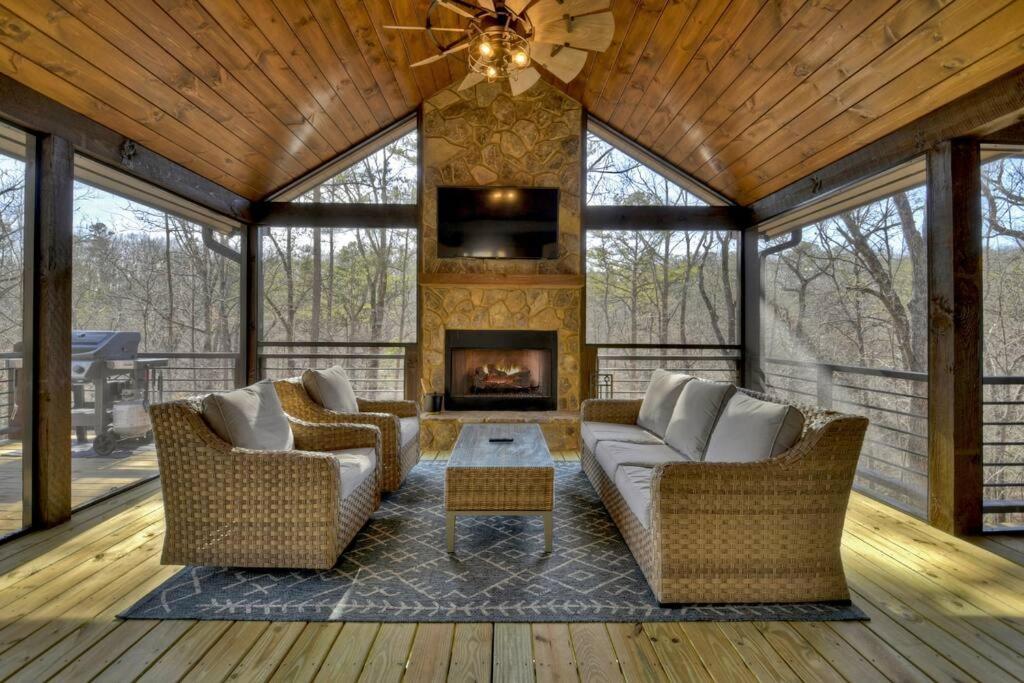 Rosewood Retreat - Hot Tub Fire Pit Pool Table Villa Blue Ridge Exteriör bild