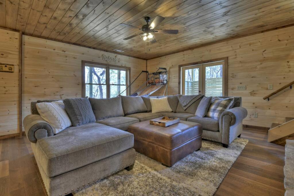 Rosewood Retreat - Hot Tub Fire Pit Pool Table Villa Blue Ridge Exteriör bild