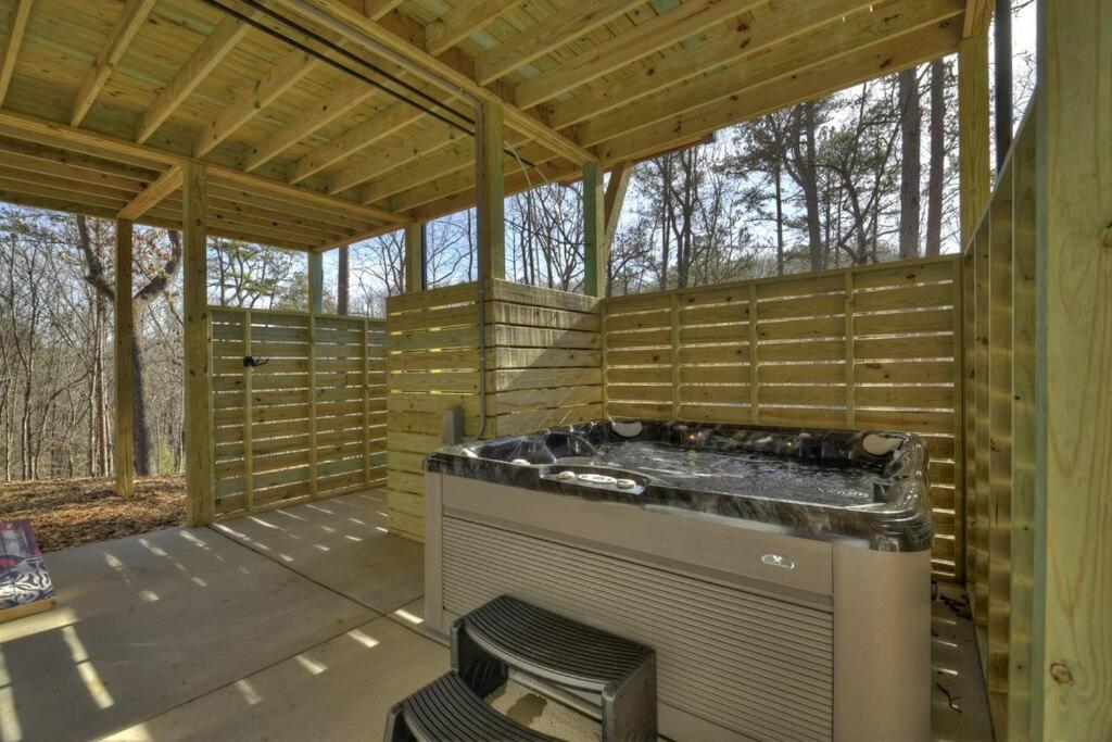 Rosewood Retreat - Hot Tub Fire Pit Pool Table Villa Blue Ridge Exteriör bild