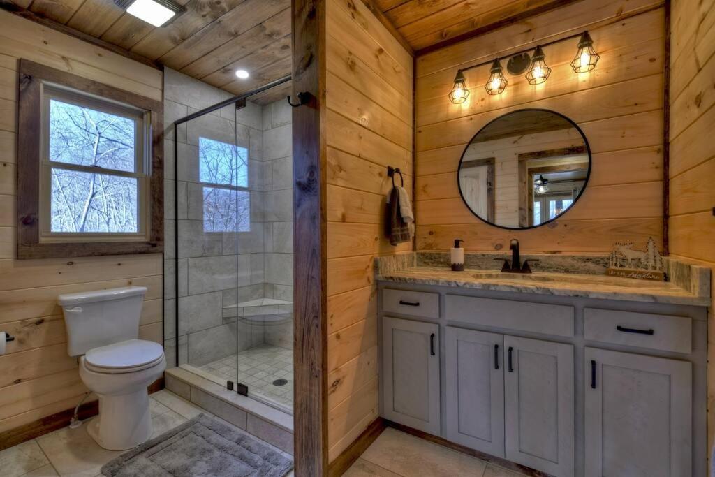 Rosewood Retreat - Hot Tub Fire Pit Pool Table Villa Blue Ridge Exteriör bild